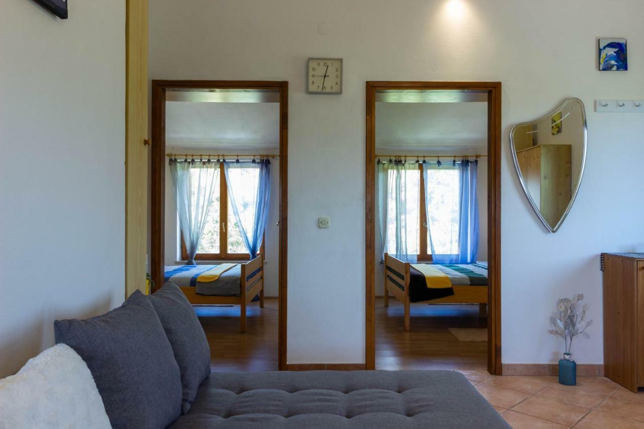 Apartment Helena Pula Exterior photo